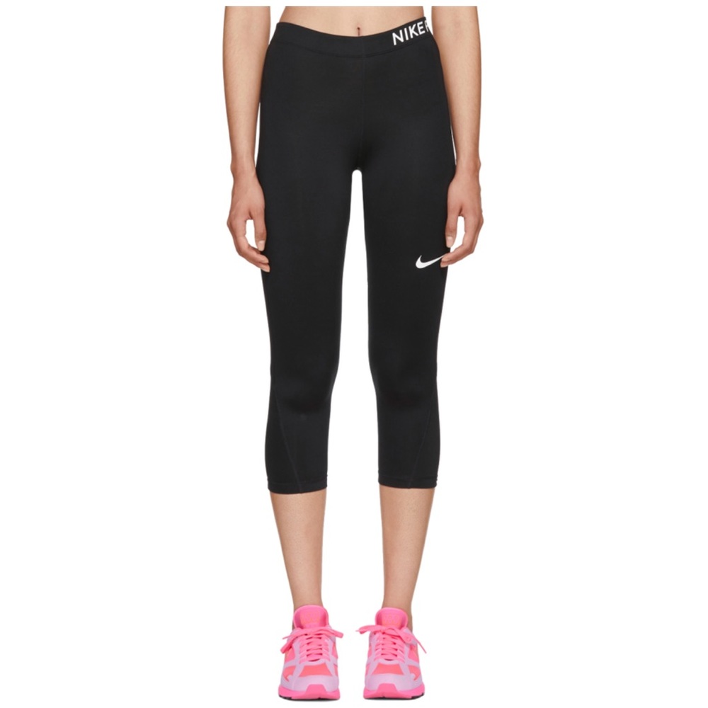 Nike Pro Capri leggings with mesh stripe